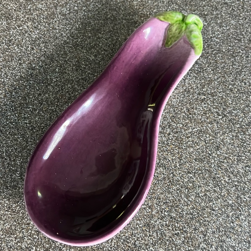 Eggplant spoonrest